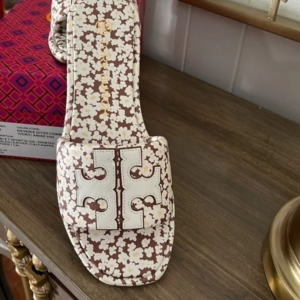 Brand new Tory Burch sandal